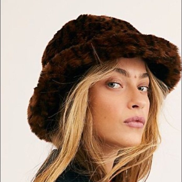 kangol leopard bucket hat